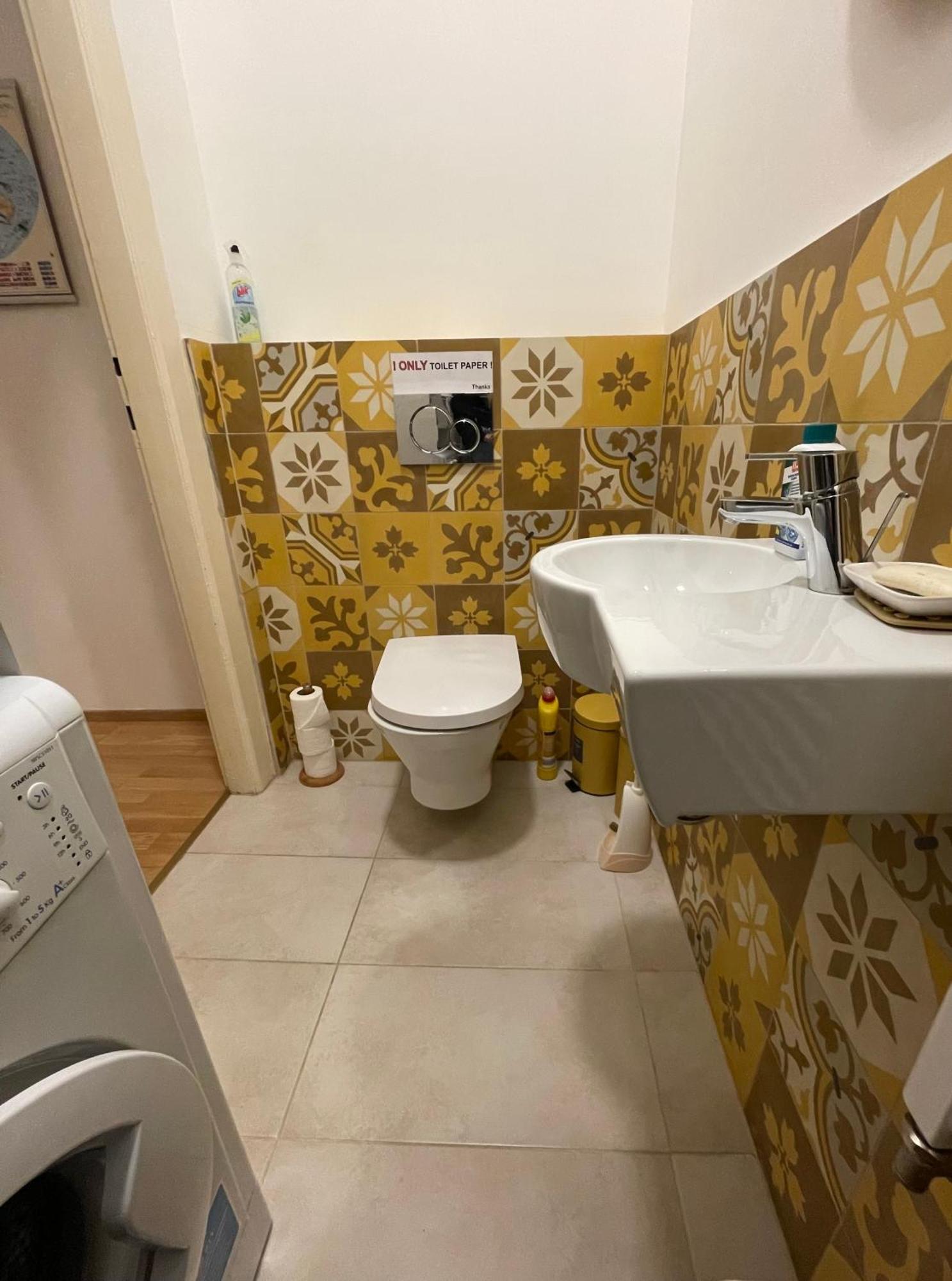 Amber Pearl Apartment 2 Rooms And 2 Bathrooms At Kalvin Square Boedapest Buitenkant foto