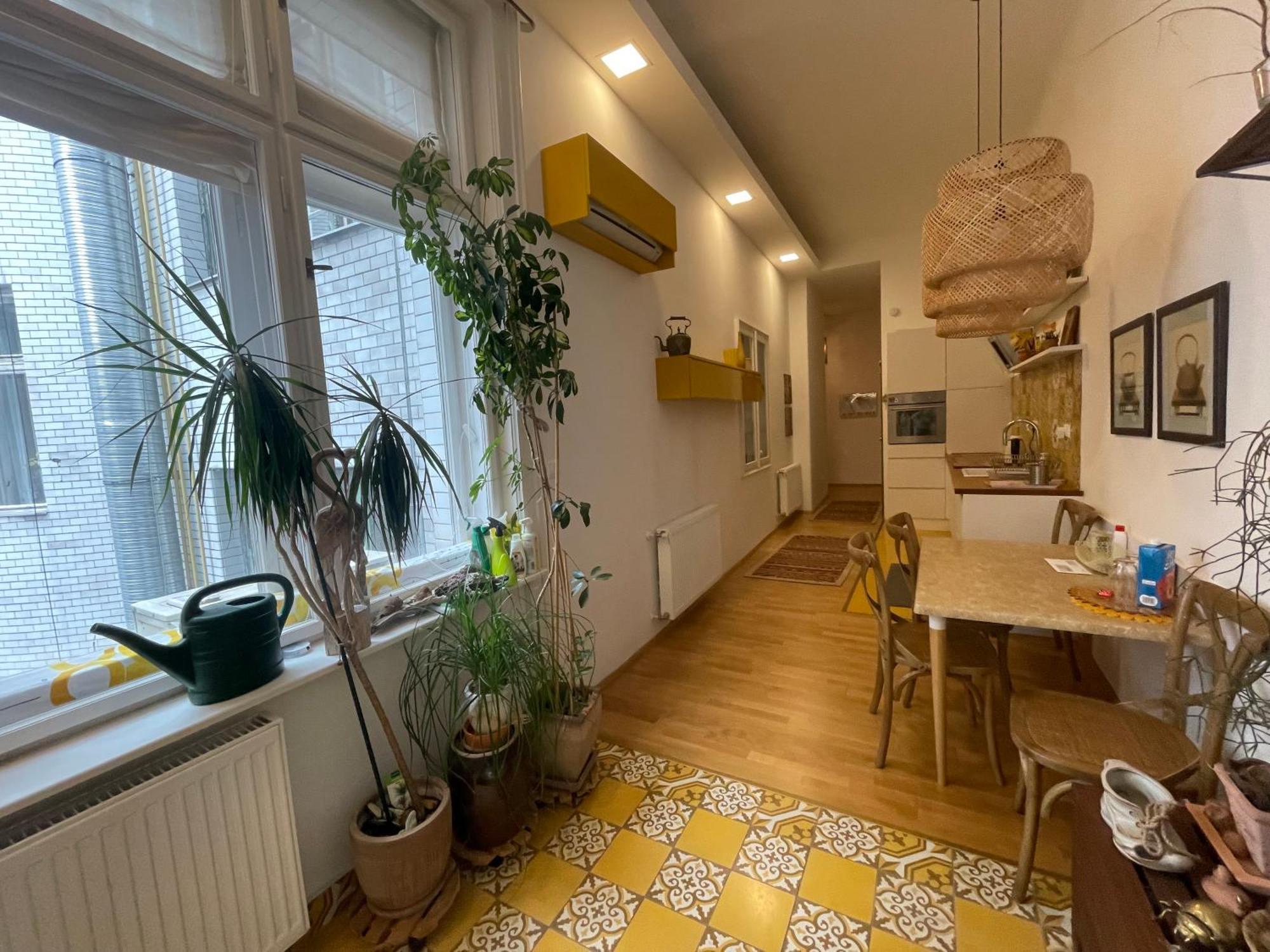 Amber Pearl Apartment 2 Rooms And 2 Bathrooms At Kalvin Square Boedapest Buitenkant foto
